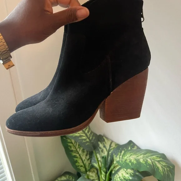 BRAND NEW Lapra Bootie KORK-EASE - Picture 4 of 4